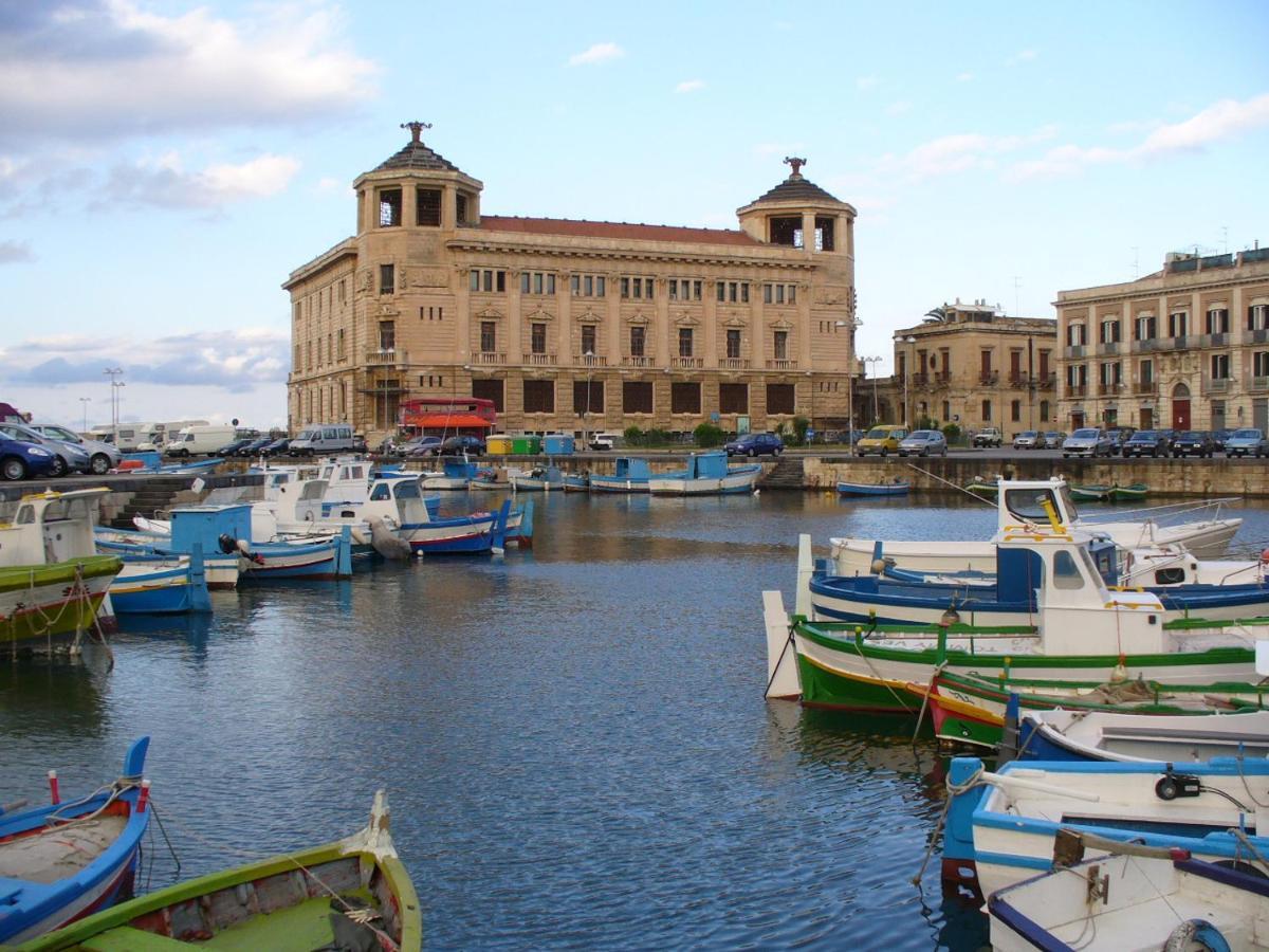 Ortigia House Apartment Syracuse Bagian luar foto