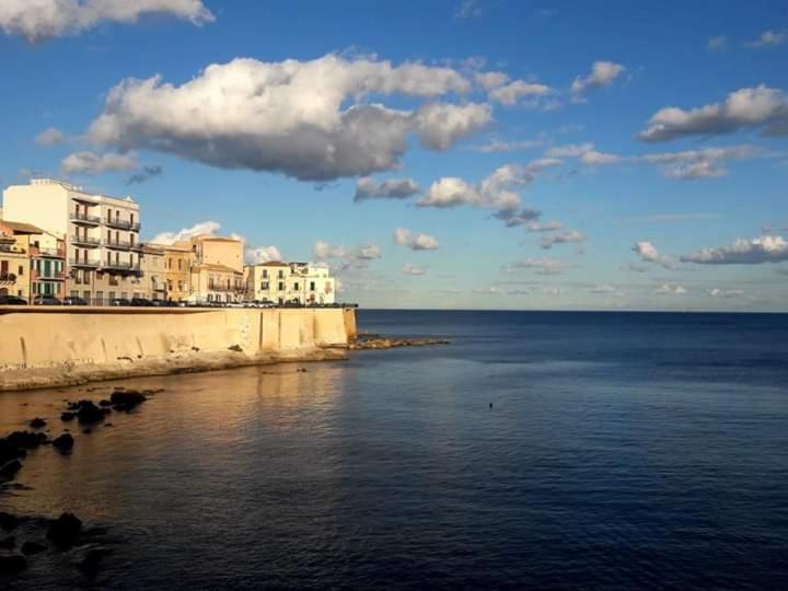 Ortigia House Apartment Syracuse Bagian luar foto